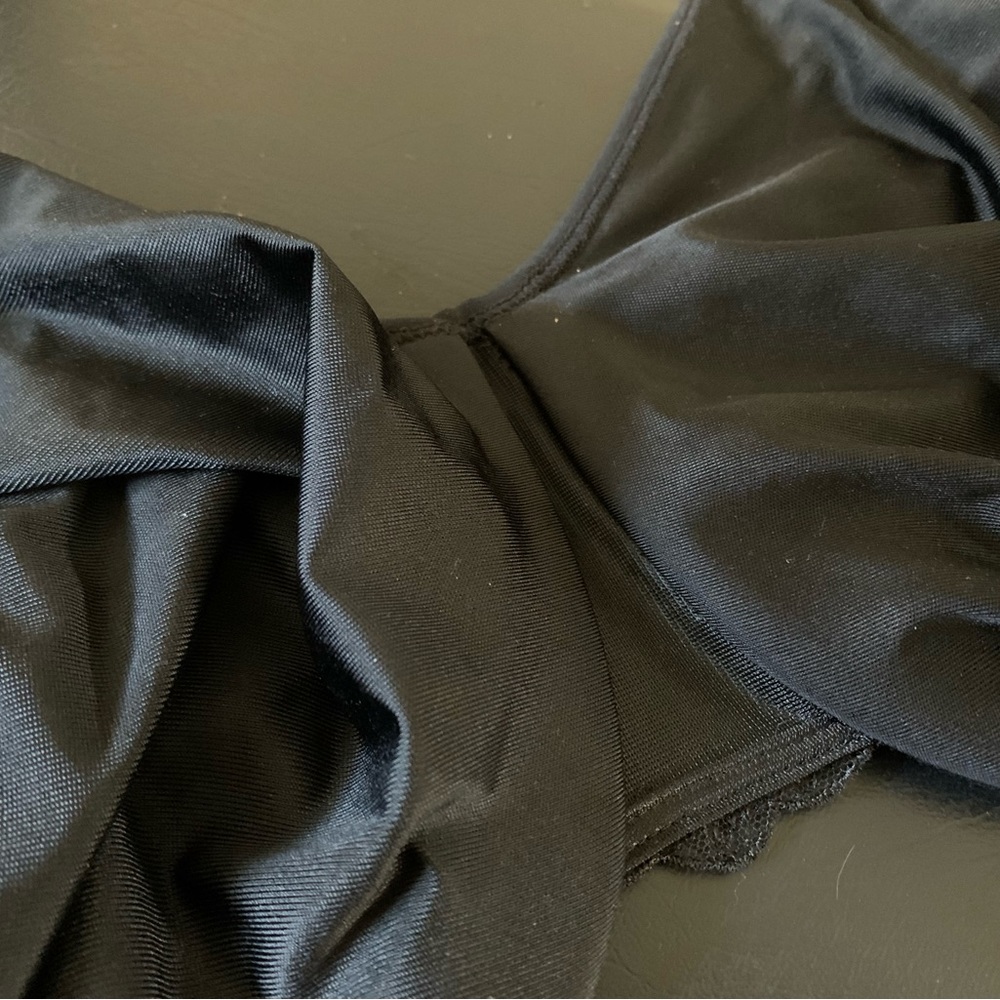 WACOAL BLACK BRA 40DDD LIKE NEW